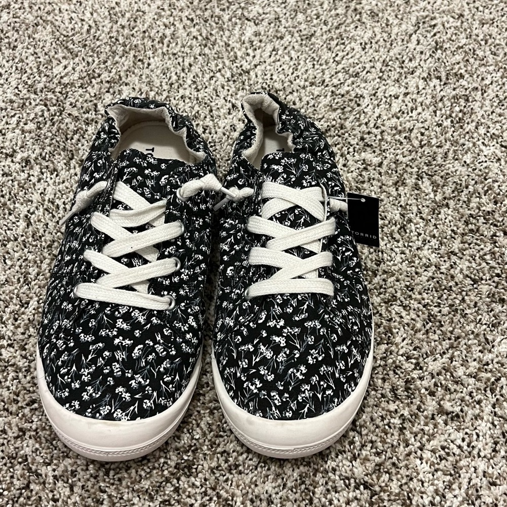 Torrid Scrunched Back Sneakers